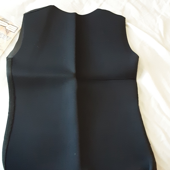 Slimming Vest - Picture 5 of 5